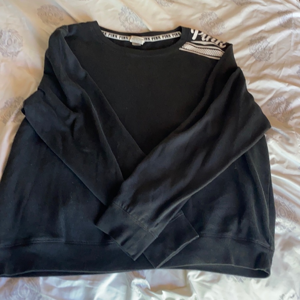 Black “PINK” crew neck